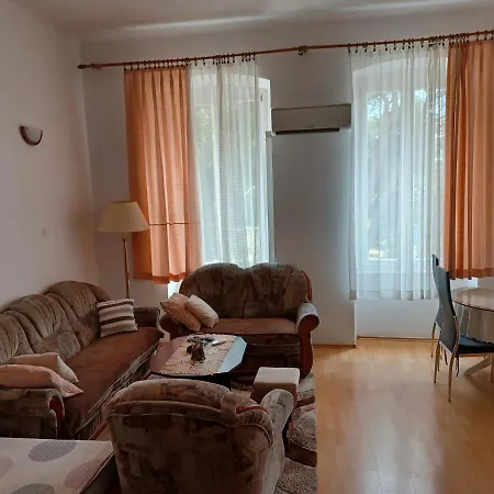 Apartmandamir Апартаменты