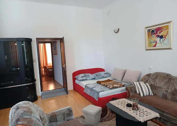 דירה Apartmandamir *